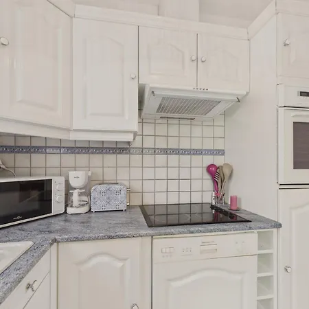 Jolie Maison Pour 4 Personnes Avec Jardin